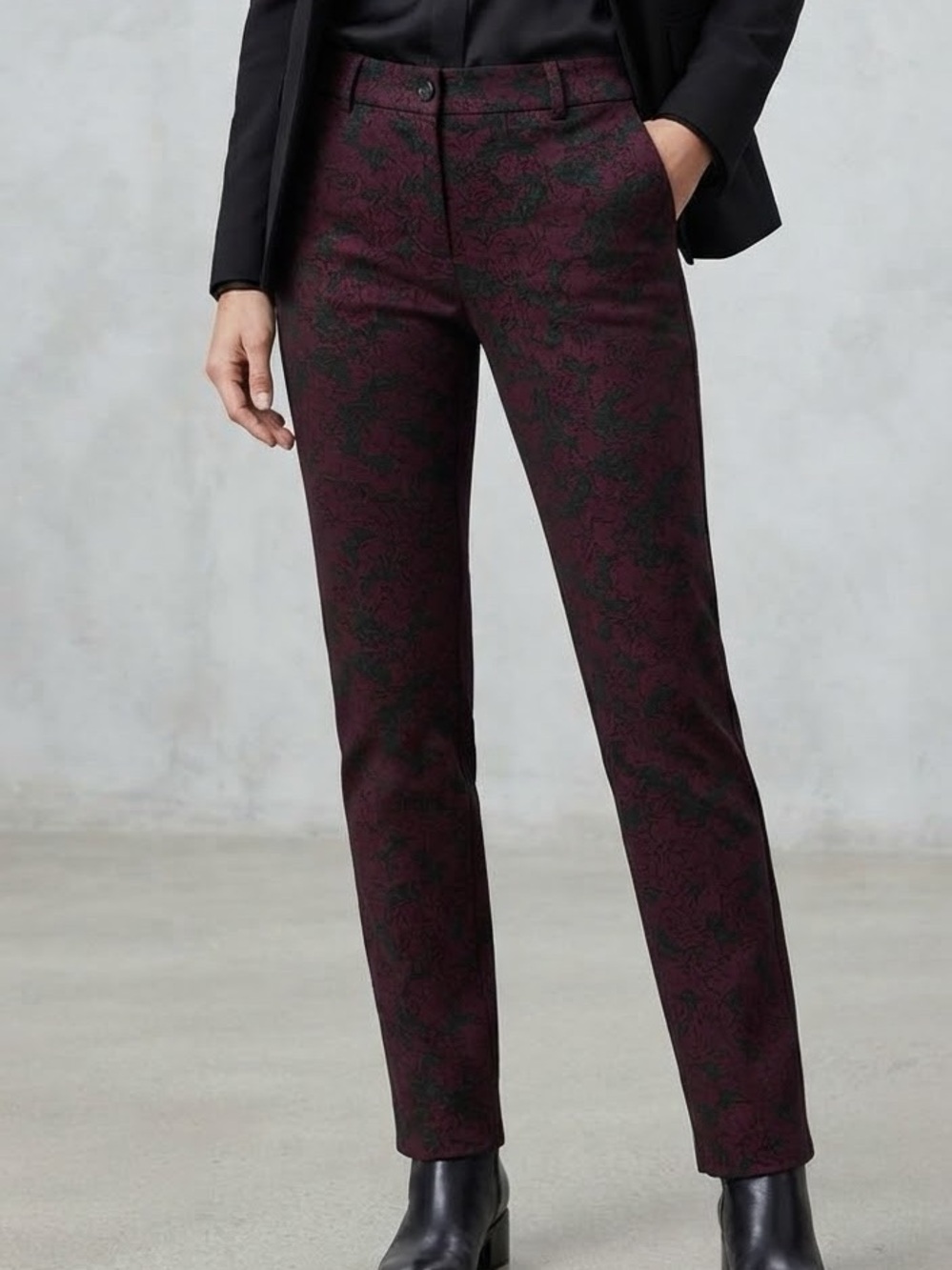 Tricotto Burgundy Black Floral Jacquard Pull-On Stretch Pants Small